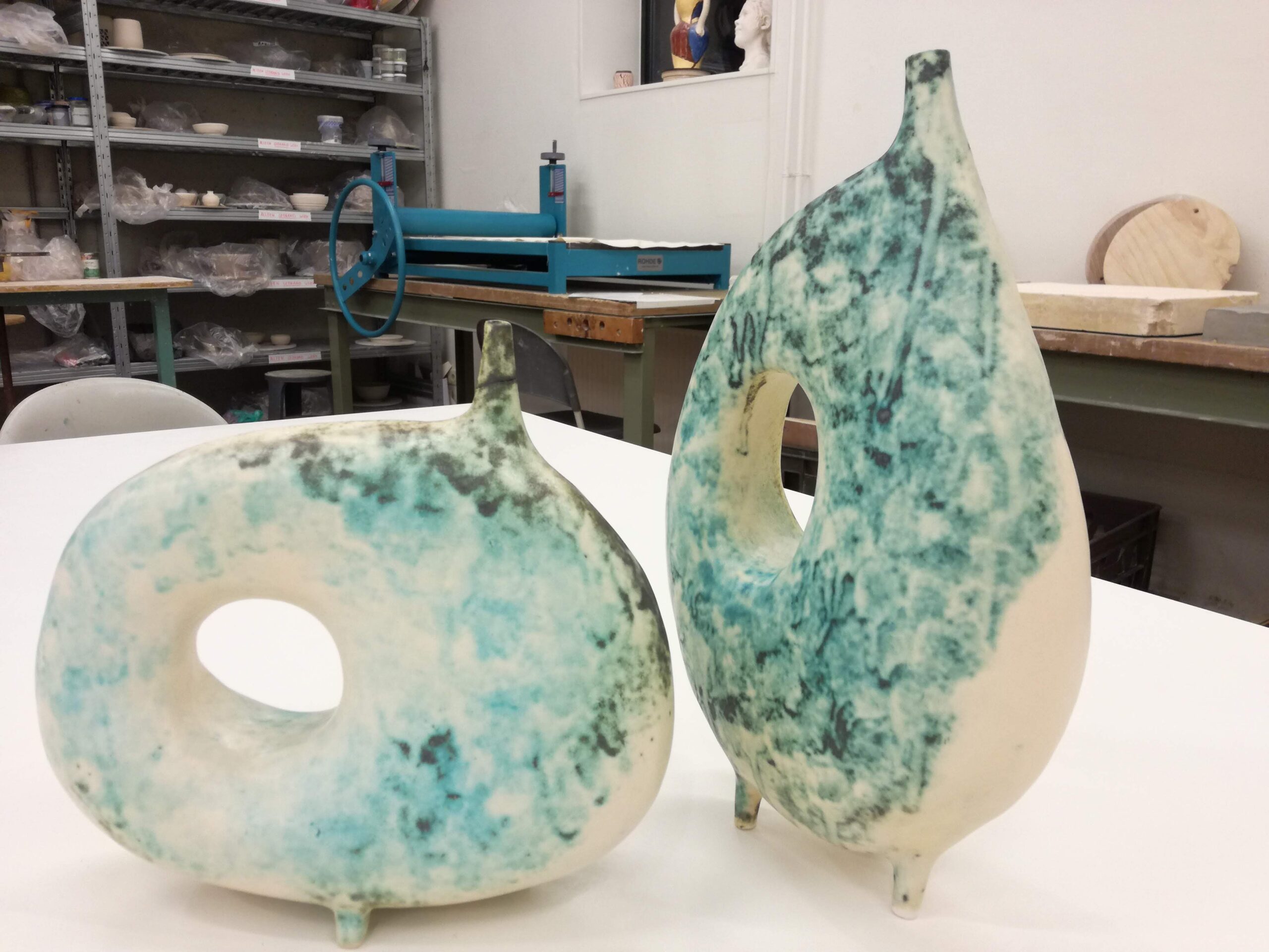draaien pottenbakken kleiatelier cursus workshop boetseren vazen oxides