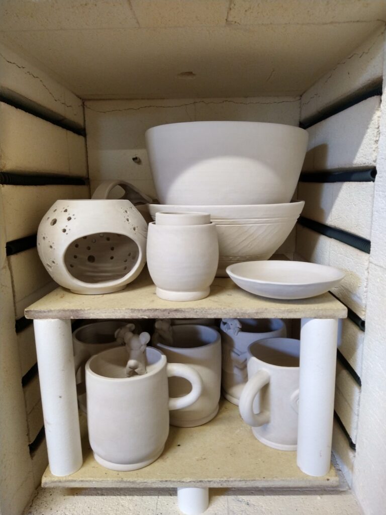 draaien pottenbakken kleiatelier cursus workshop keramiekoven